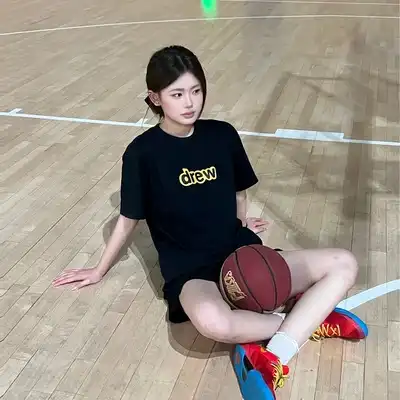 方悦涵